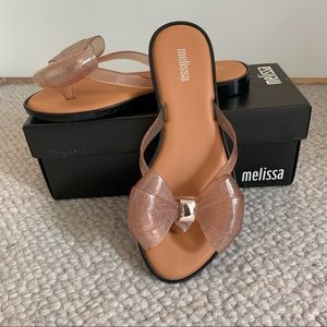 Melissa Beige Glitter Bow Flip Flops